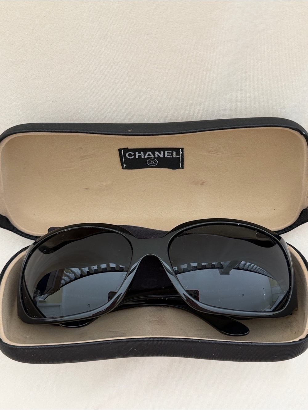 CHANEL Black Shield Sunglasses with Crystal Logo Detail - Picture 6 of 9